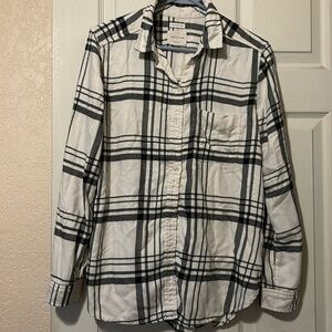 3/$15 ☀️ American Eagle Flannel